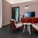 Molo Guest house 4*